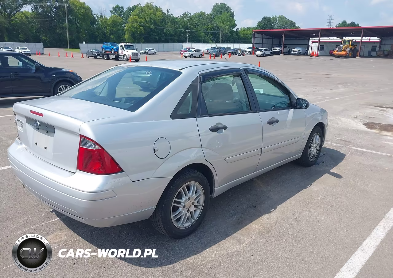 2007 Ford Focus S-Se-Ses VIN:1FAHP34N97W137201 - 4