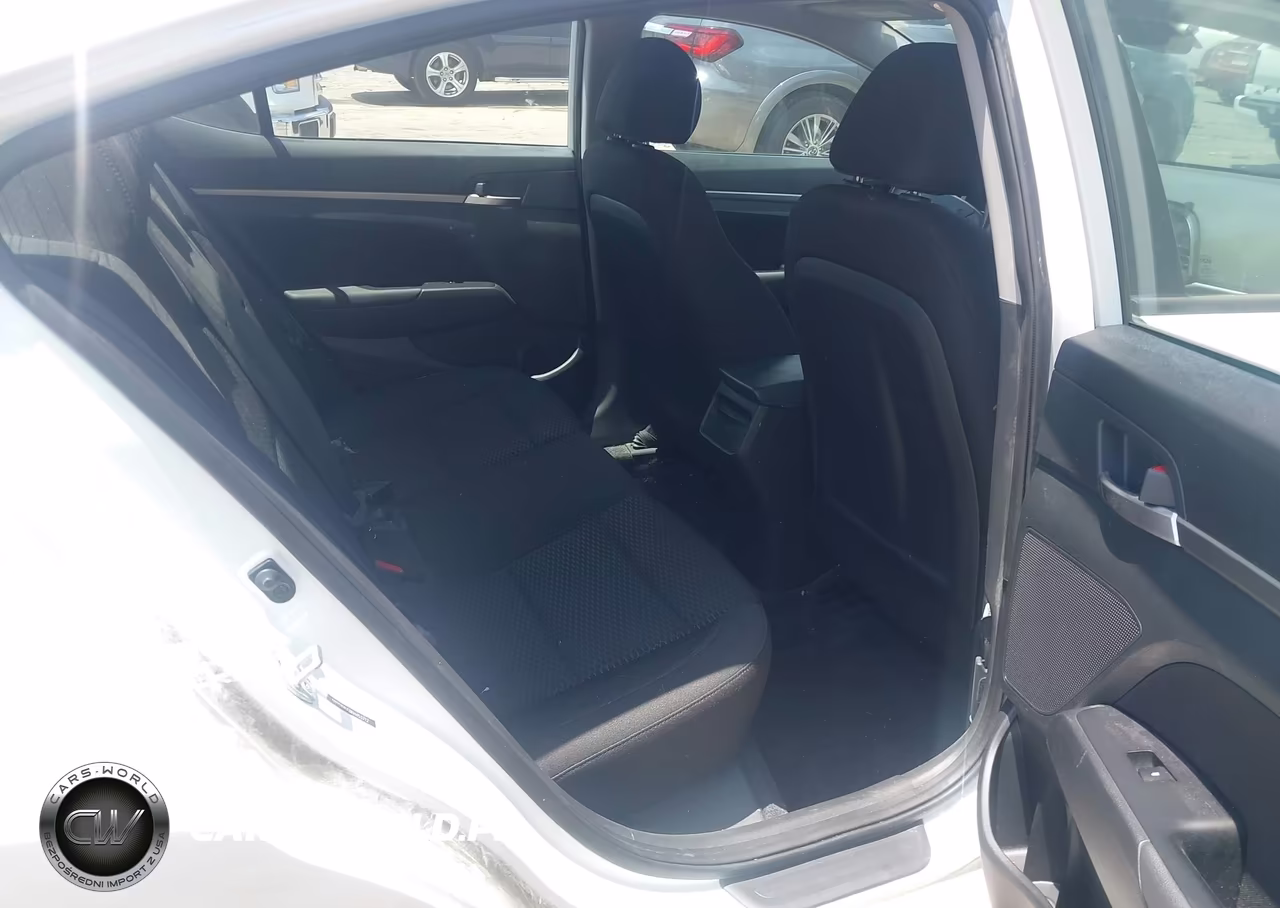 2019 Hyundai Elantra Value Edition VIN:5NPD84LF8KH453712 - 8
