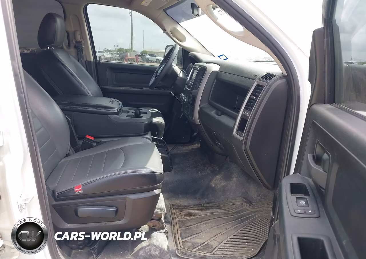 2023 Ram 1500 Classic Tradesman 4X4 5'7 Box VIN:3C6RR7KGXPG675237 - 5