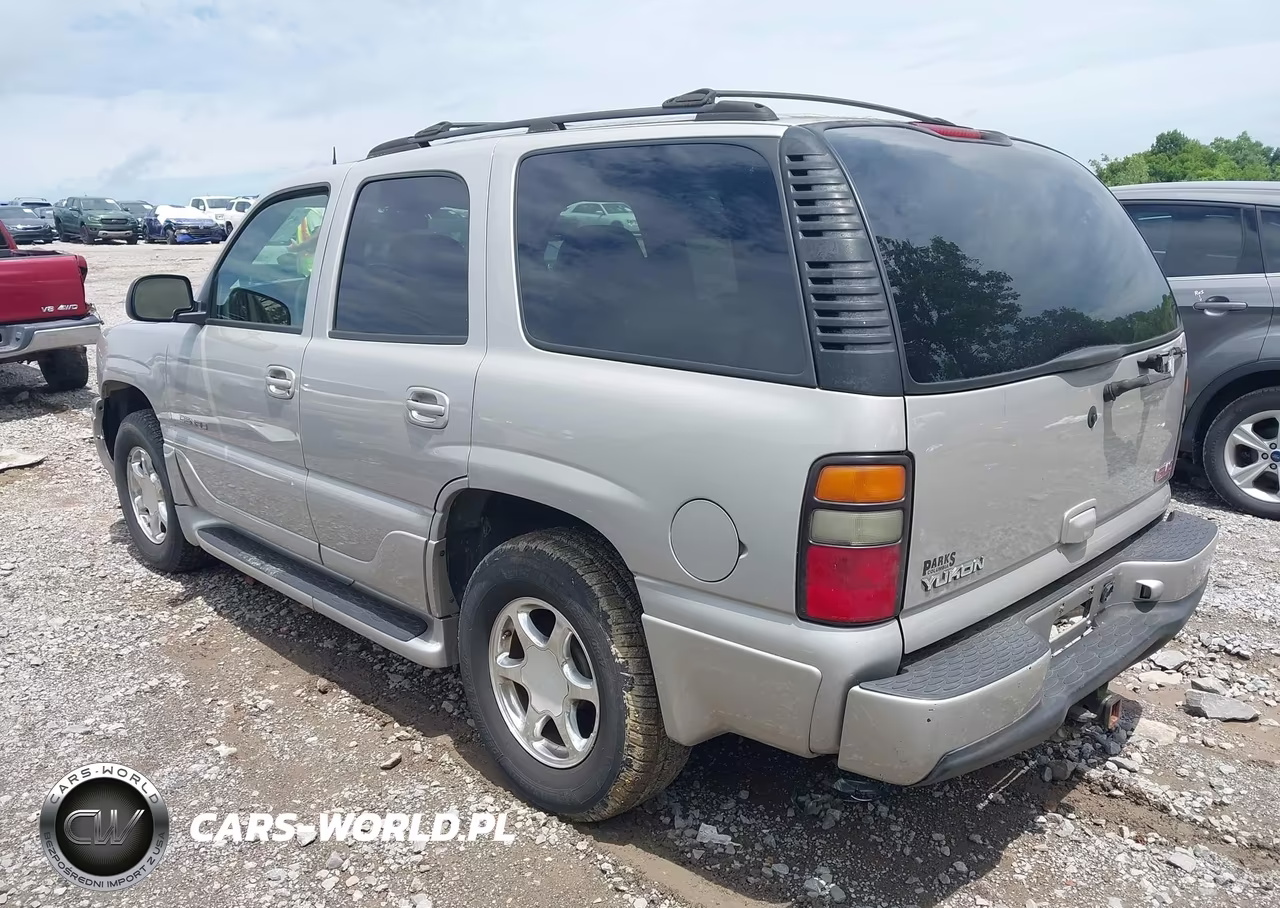 2004 GMC Yukon Denali VIN:1GKEK63U54J261727 - 3