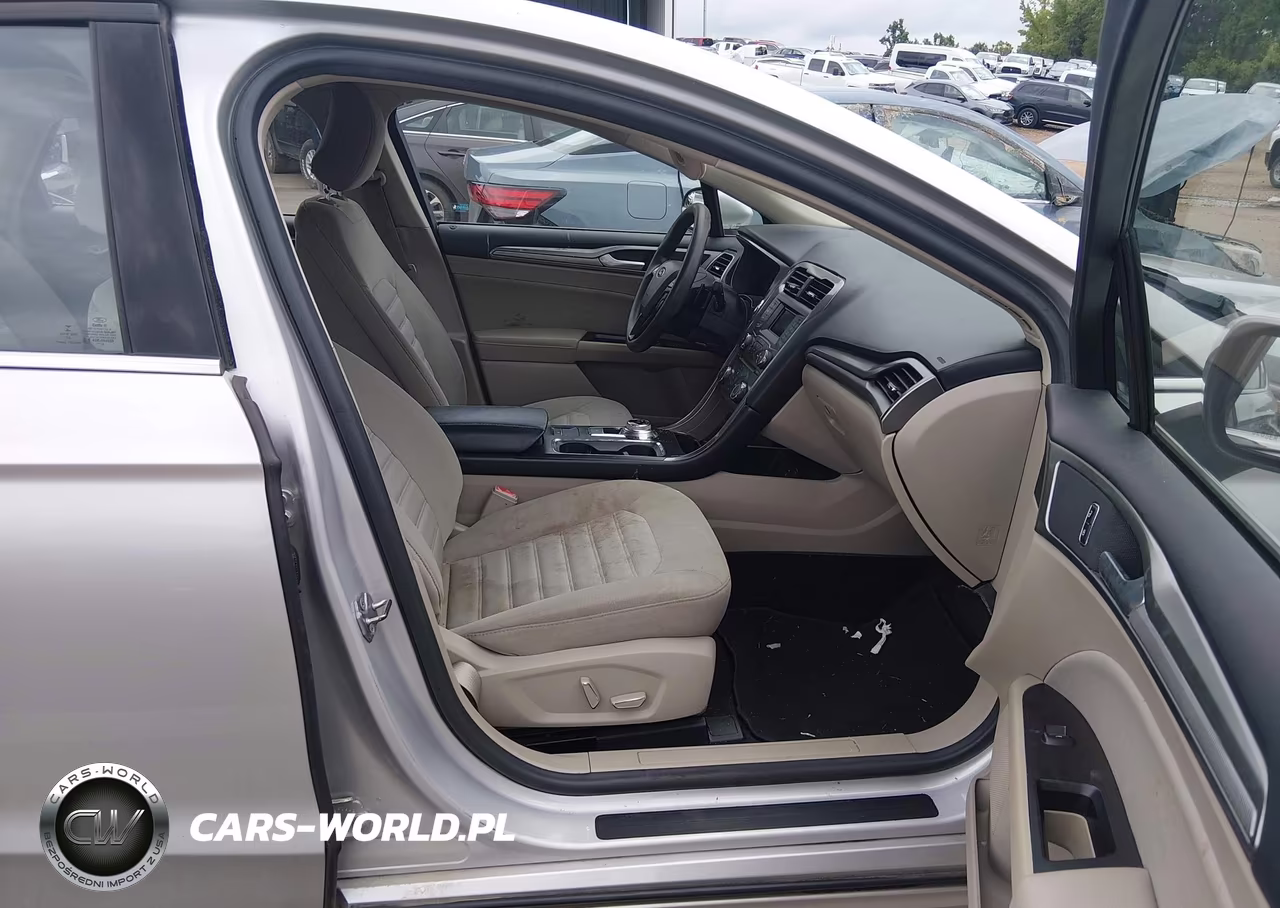 2017 Ford Fusion Se VIN:3FA6P0HD7HR126385 - 5