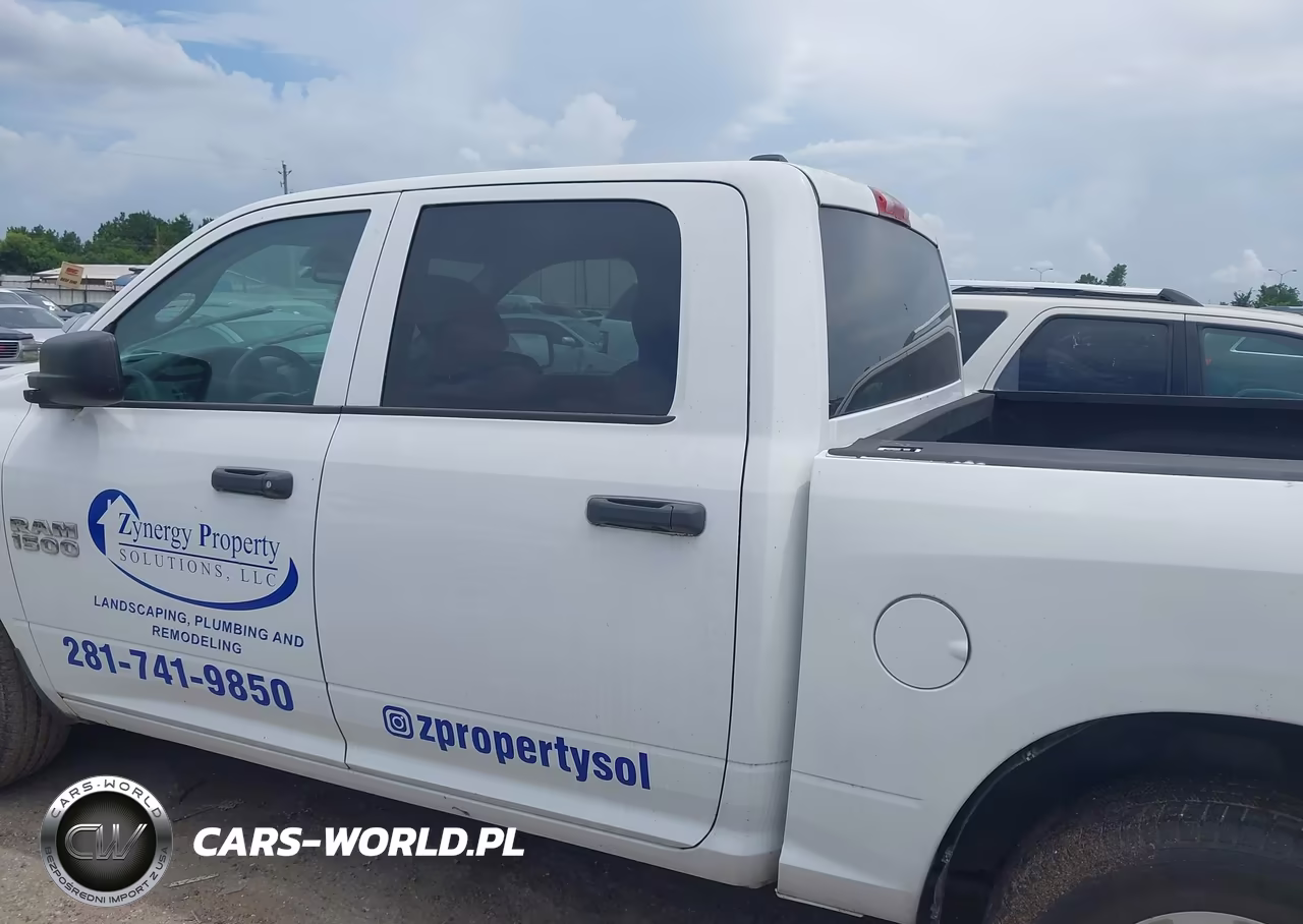 2015 Ram 1500 Tradesman VIN:1C6RR6KM2FS750472 - 14