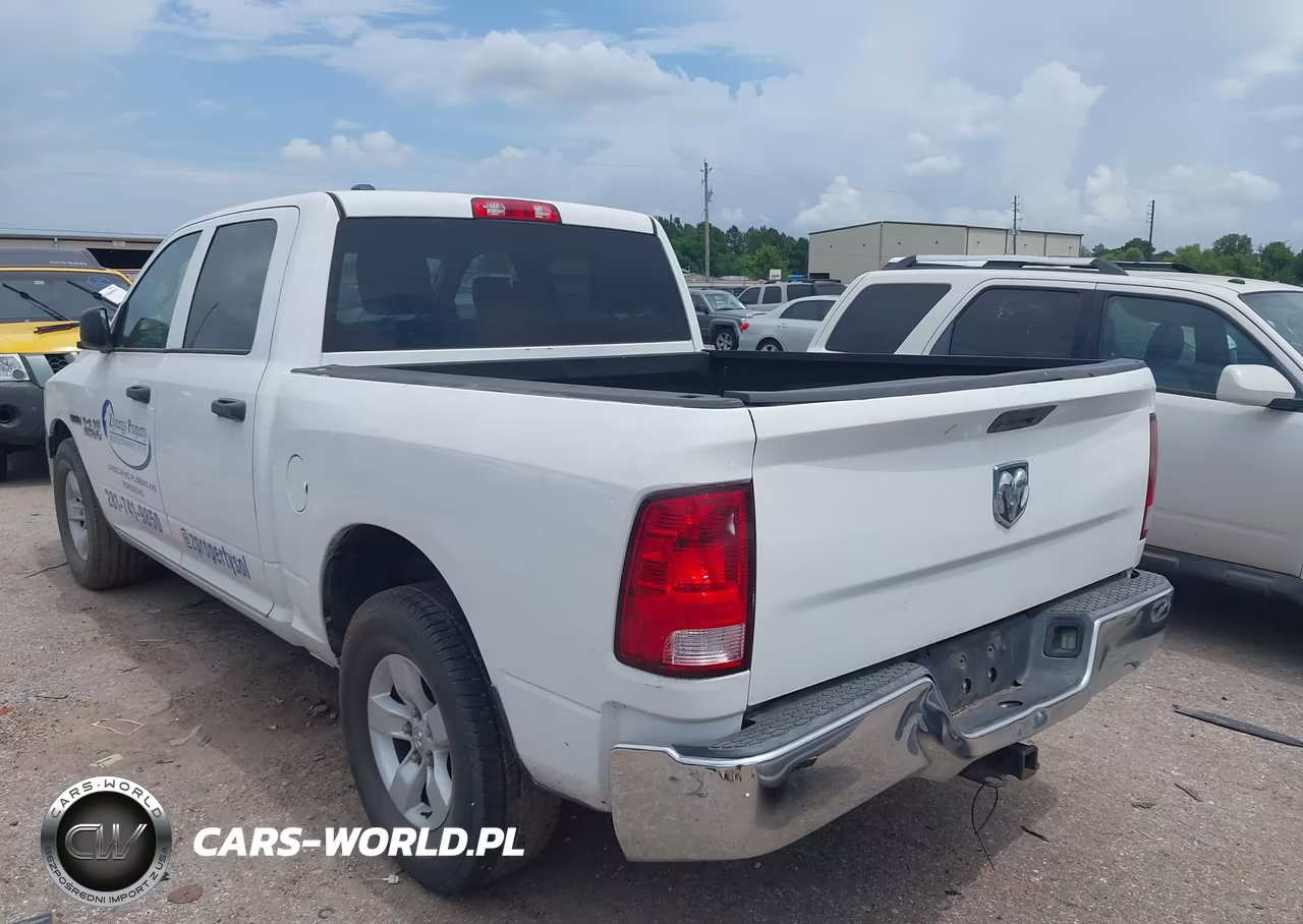 2015 Ram 1500 Tradesman VIN:1C6RR6KM2FS750472 - 3