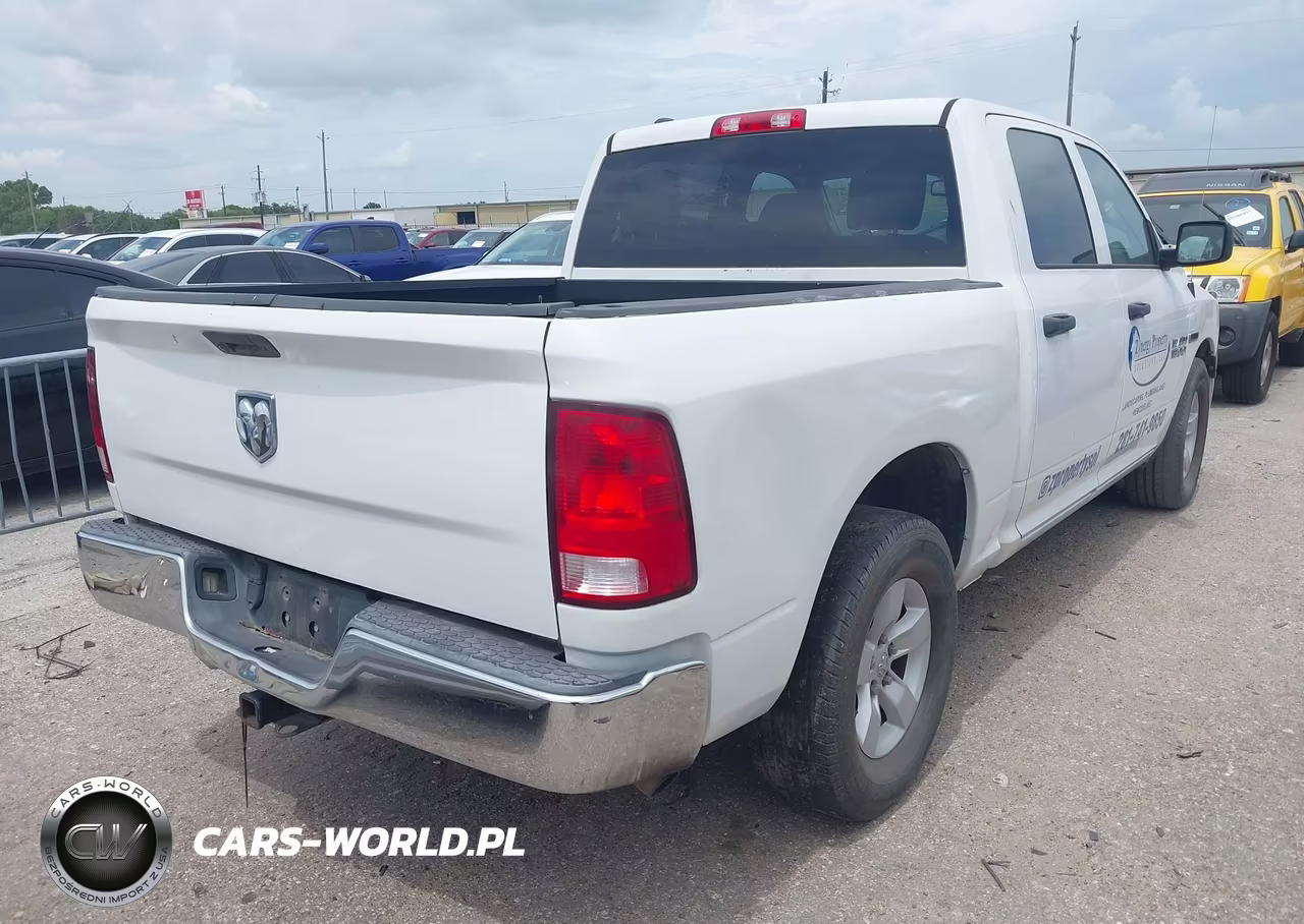 2015 Ram 1500 Tradesman VIN:1C6RR6KM2FS750472 - 4
