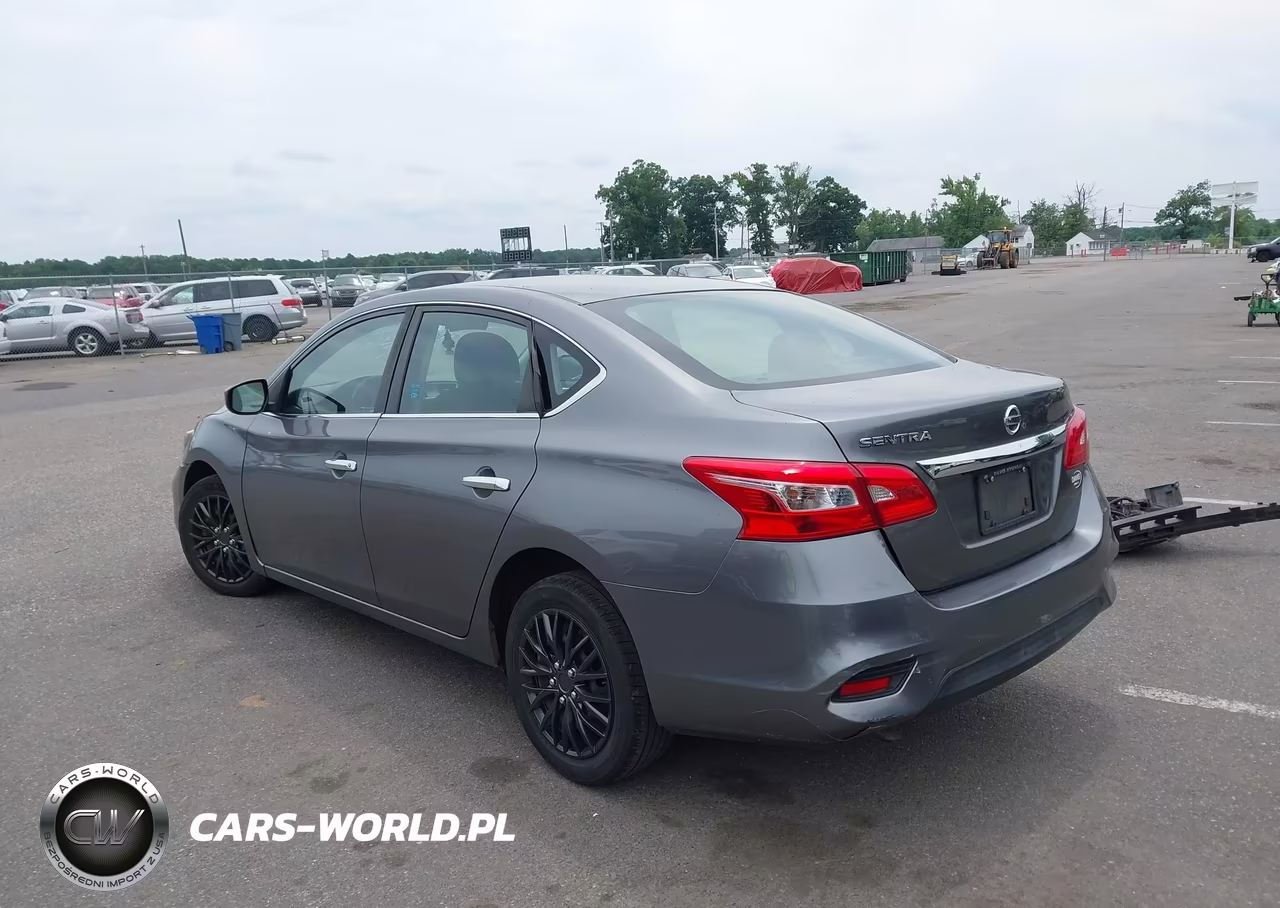 2018 Nissan Sentra S VIN:3N1AB7AP7JY297345 - 3