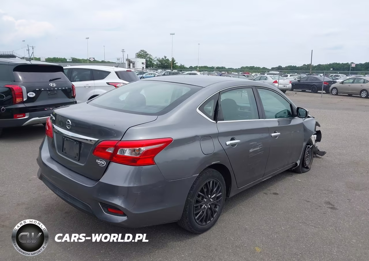 2018 Nissan Sentra S VIN:3N1AB7AP7JY297345 - 4