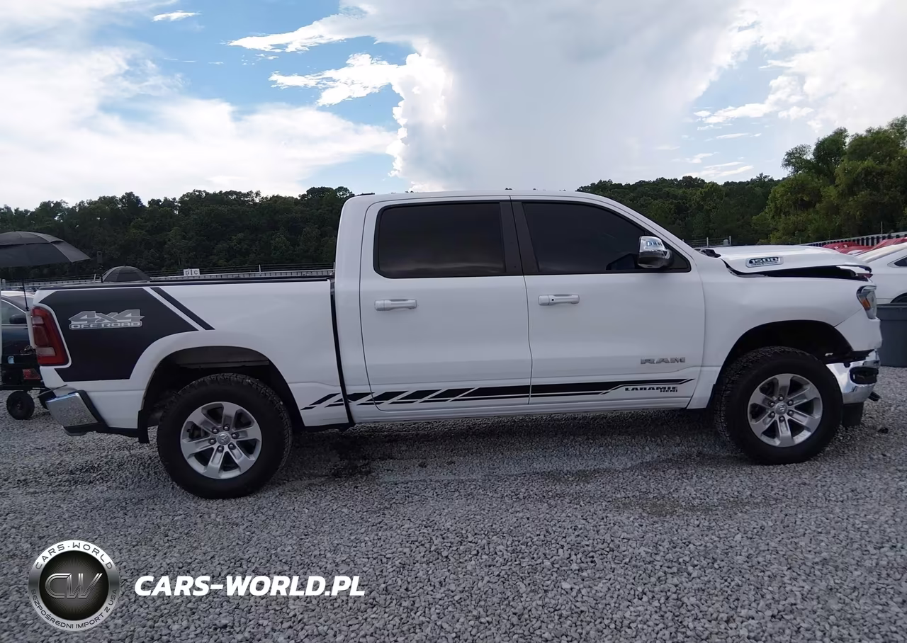 2024 Ram 1500 Laramie 4X4 5'7 Box VIN:1C6SRFJT4RN137119 - 13