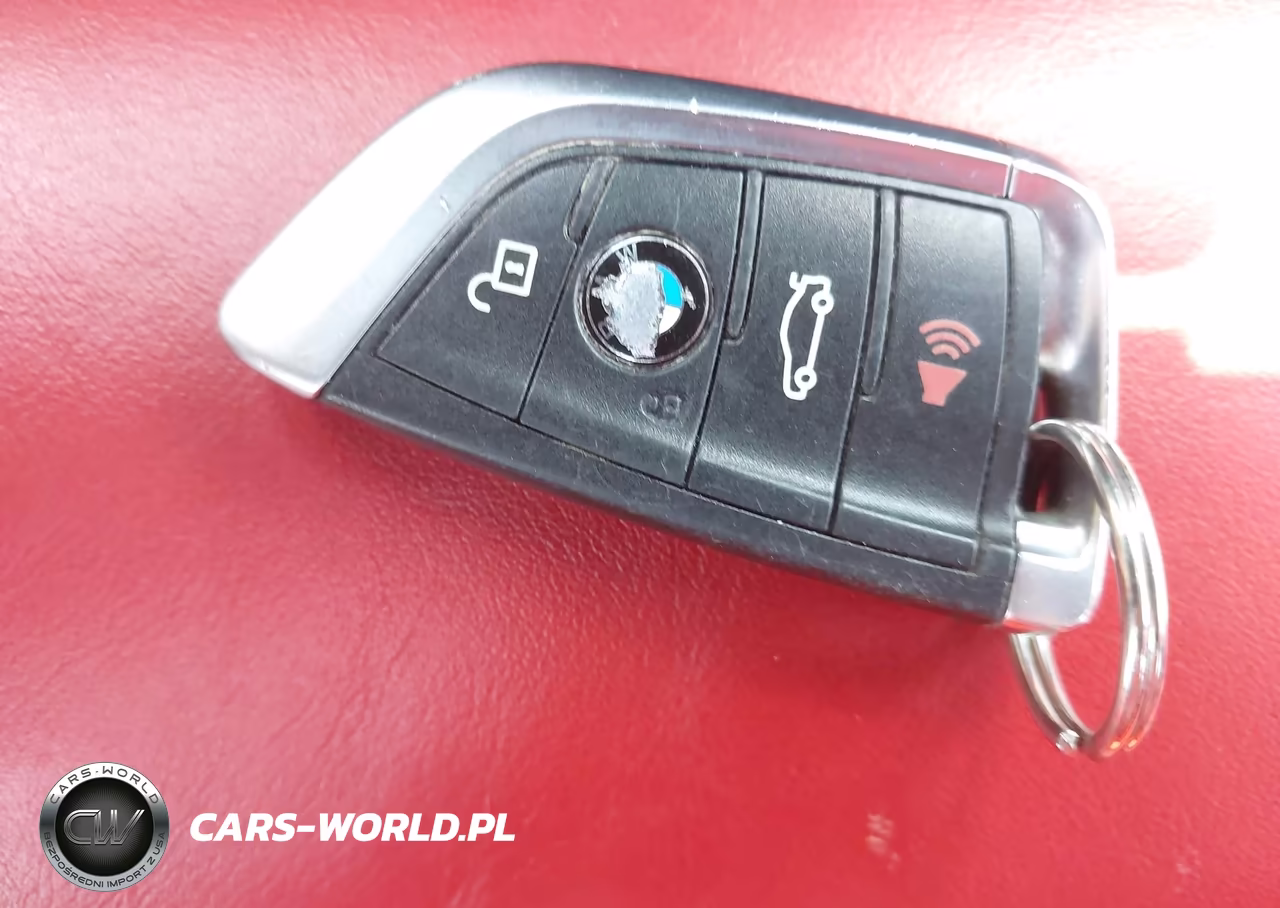 2016 BMW X5 M VIN:5YMKT6C59G0R79237 - 11