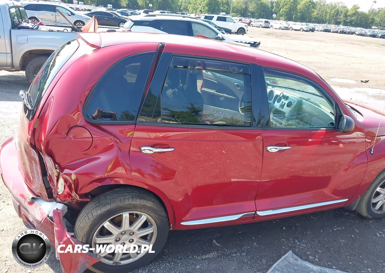 2010 Chrysler Pt Cruiser Classic VIN:3A4GY5F94AT218502 - 12