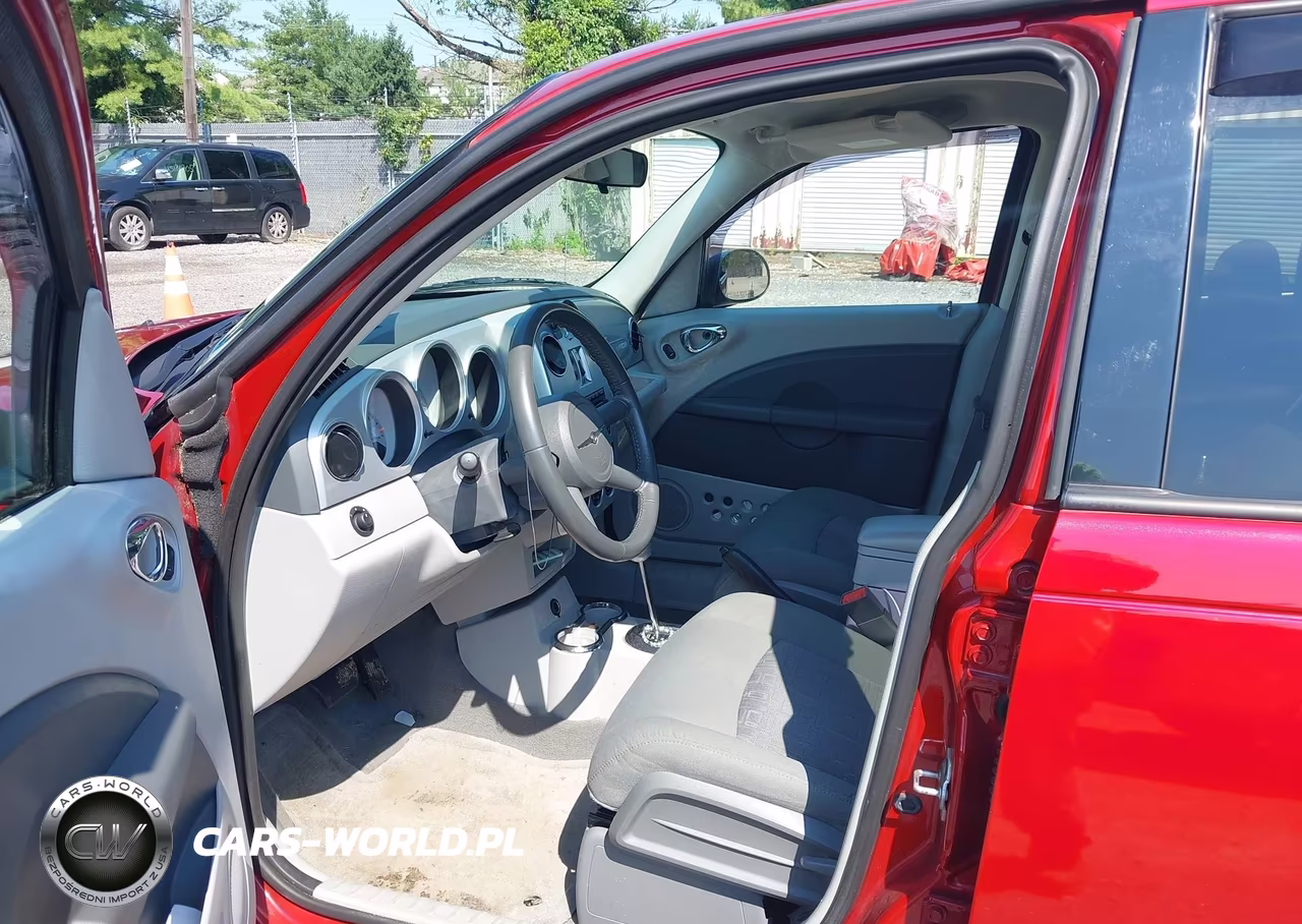 2010 Chrysler Pt Cruiser Classic VIN:3A4GY5F94AT218502 - 5