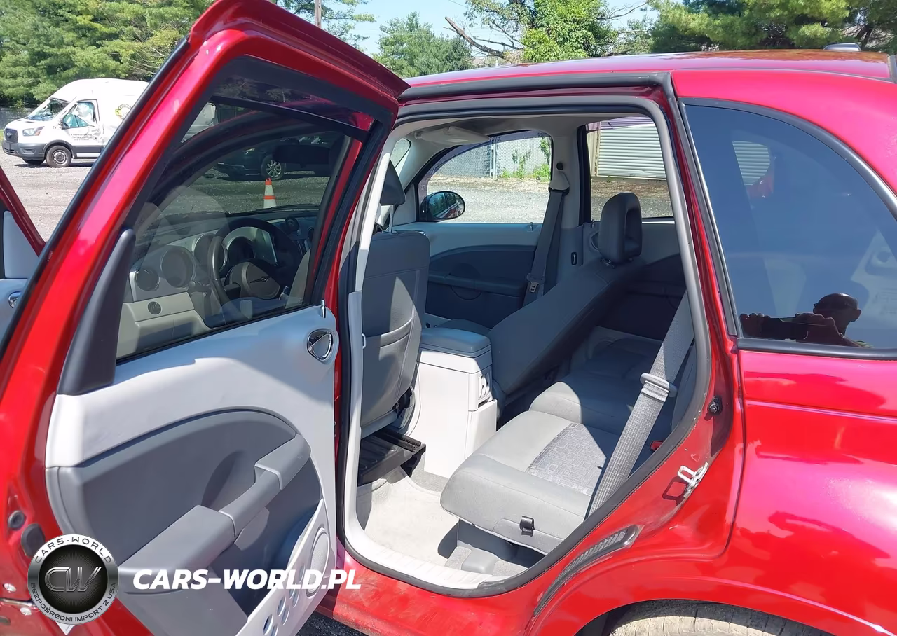 2010 Chrysler Pt Cruiser Classic VIN:3A4GY5F94AT218502 - 8
