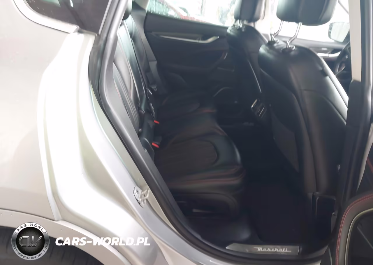 2017 Maserati Levante VIN:ZN661XUL7HX233301 - 8