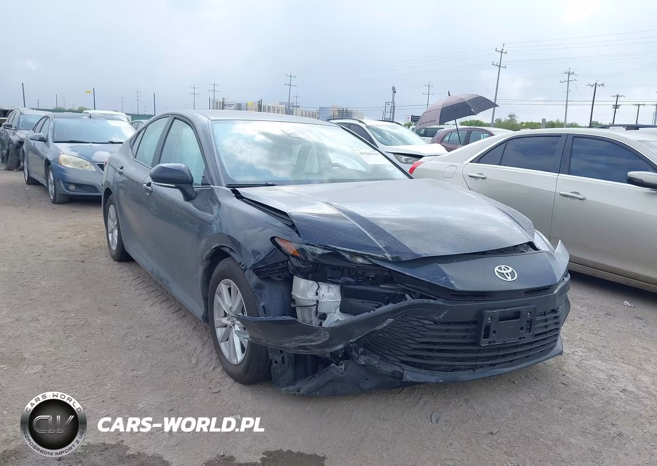 2026 Toyota Camry Le – zdjęcie 1 z 16