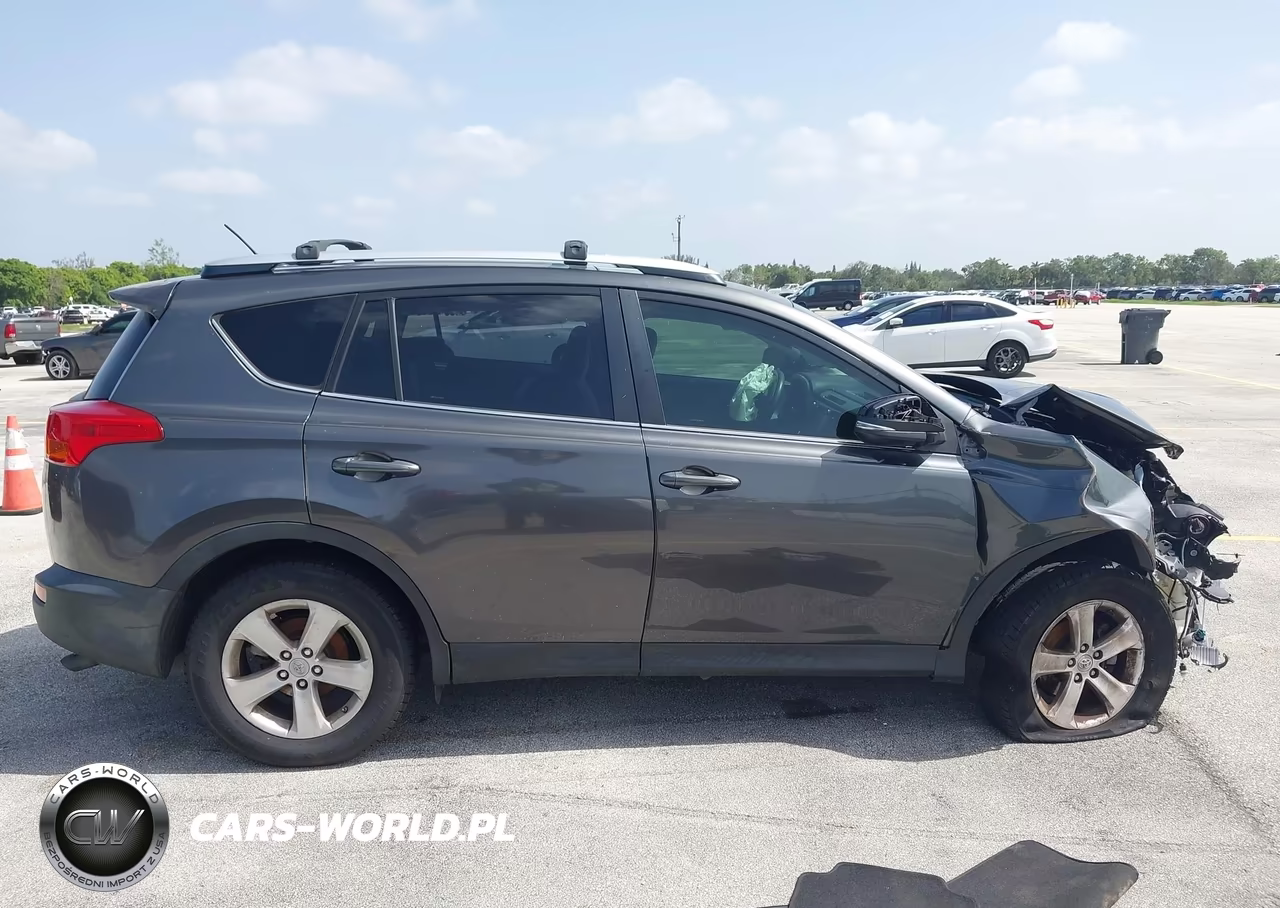 2014 Toyota Rav4 Xle VIN:JTMWFREV4EJ010324 - 12