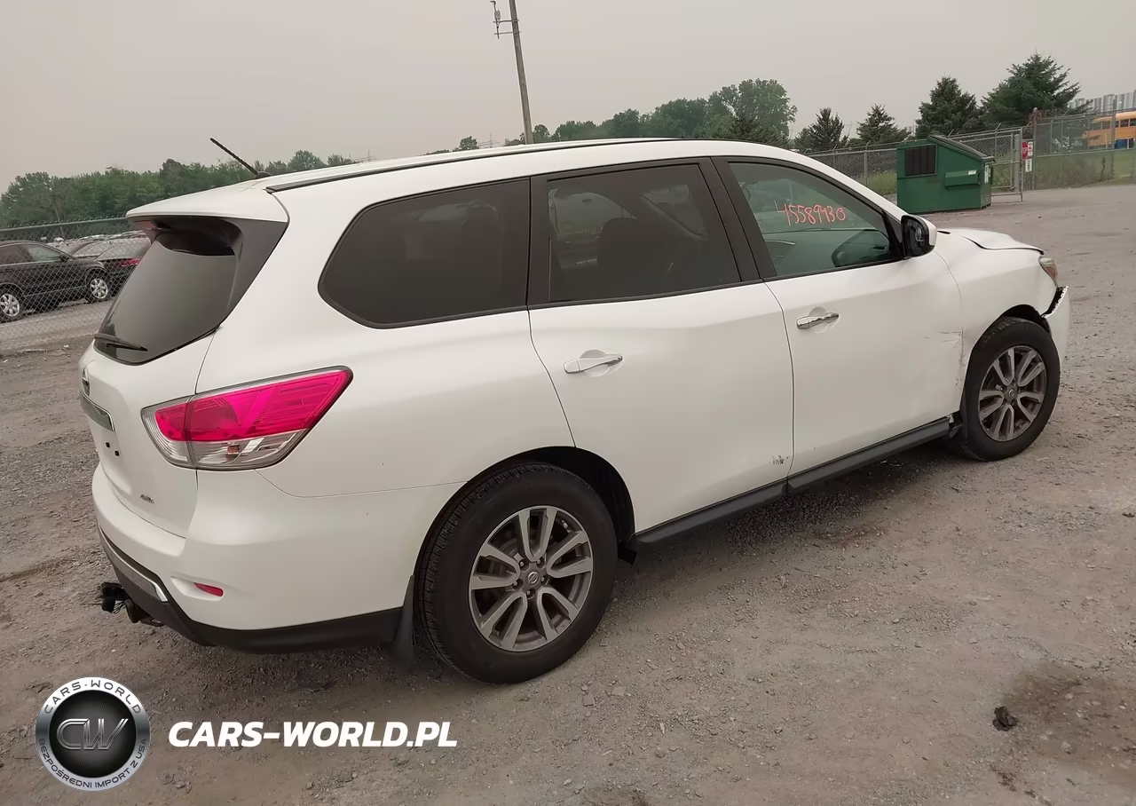2015 Nissan Pathfinder S VIN:5N1AR2MM0FC640182 - 4