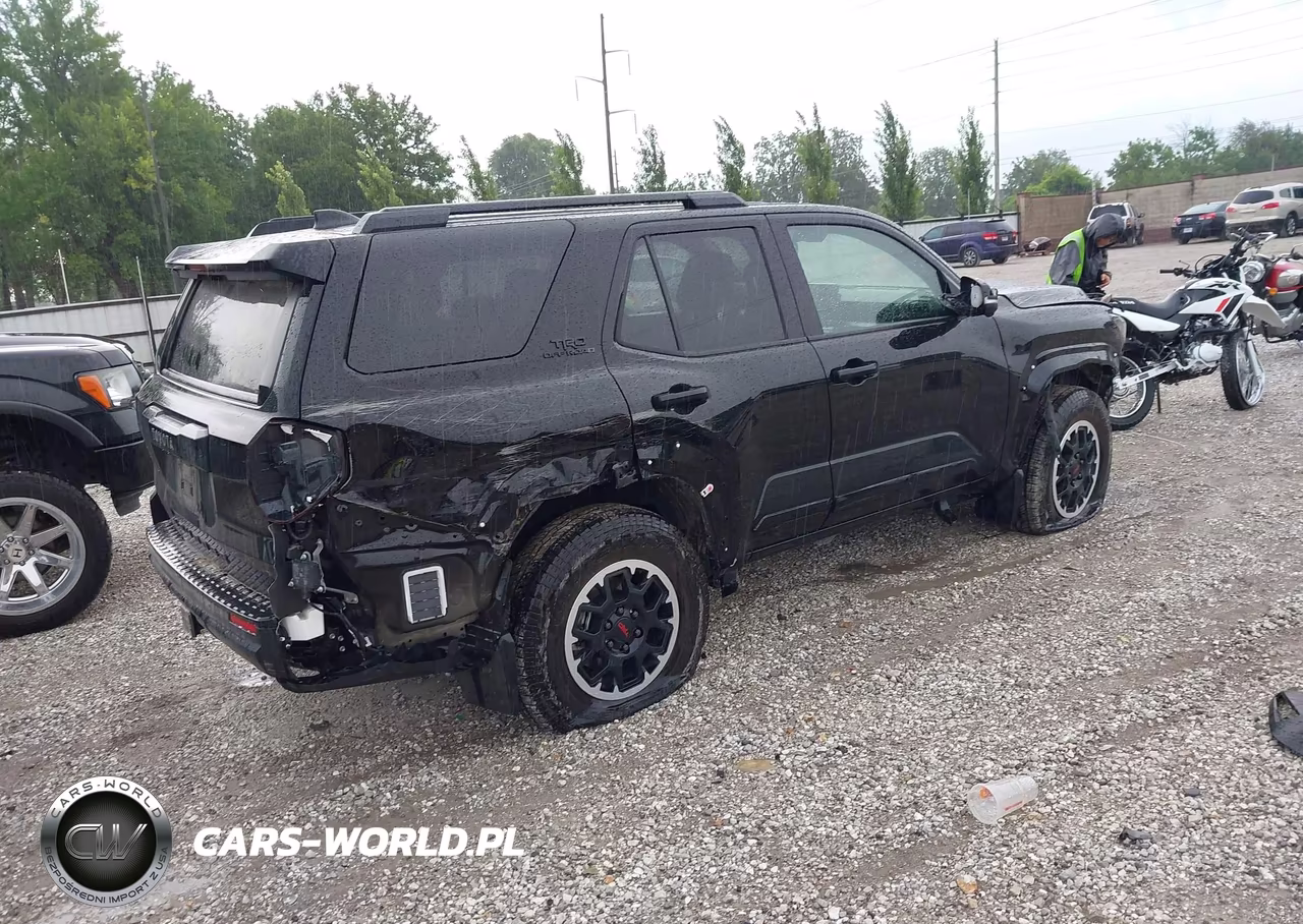 2025 Toyota 4Runner Trd Off Road Premium VIN:JTEVA5BR3S5041056 - 3