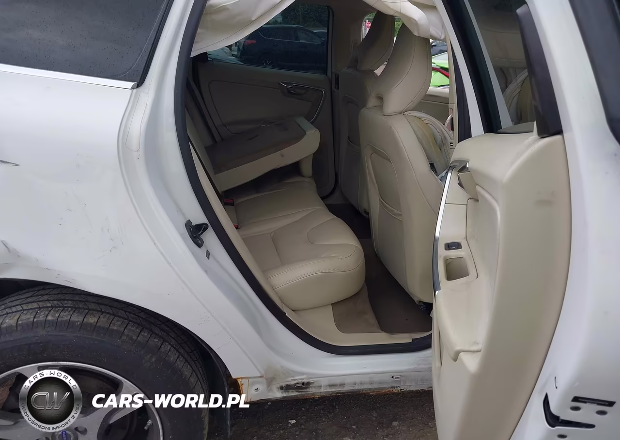 2012 Volvo Xc60 T6 R-Design VIN:YV4902DZXC2295318 - 7