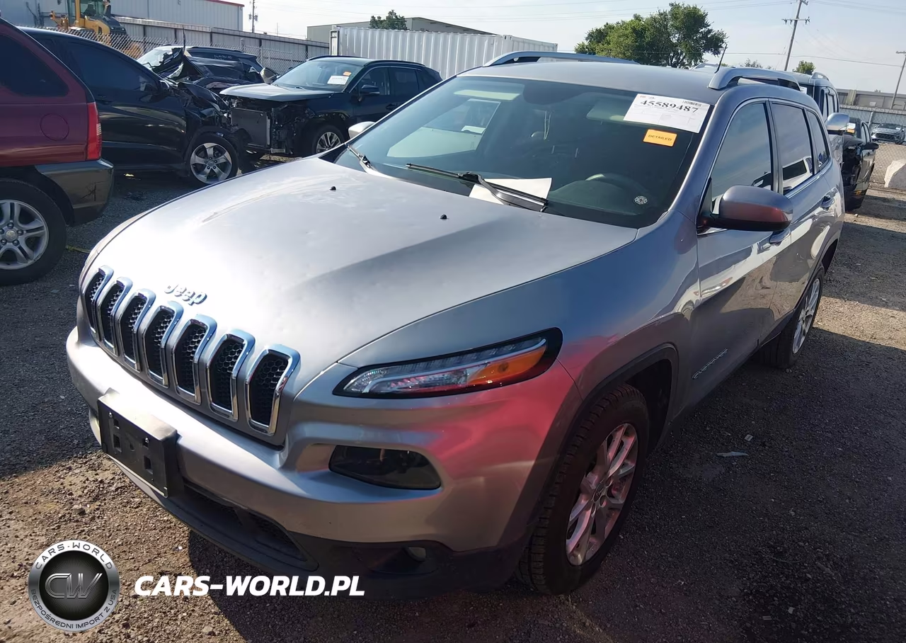 2018 Jeep Cherokee Latitude Fwd VIN:1C4PJLCB3JD611676 - 2