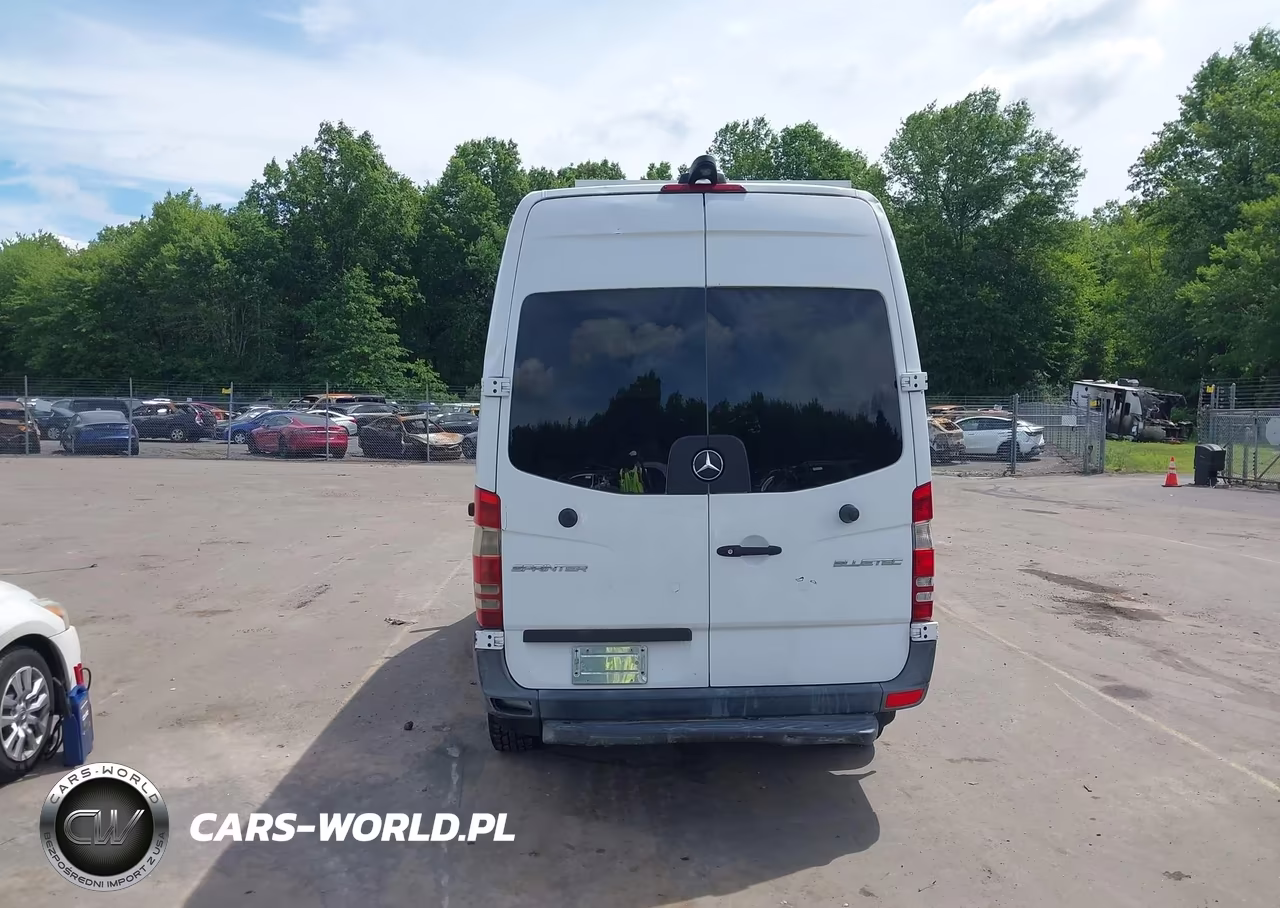 2016 Mercedes-Benz Sprinter 2500 Normal Roof VIN:WD4PE7DD3GP199056 - 16