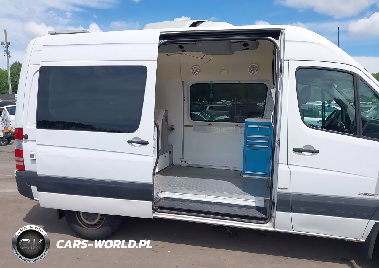2016 Mercedes-Benz Sprinter 2500 Normal Roof VIN:WD4PE7DD3GP199056 - 8