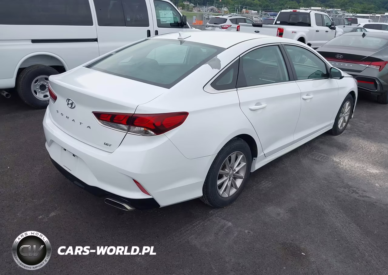 2018 Hyundai Sonata Eco VIN:5NPE24AA2JH682981 - 4