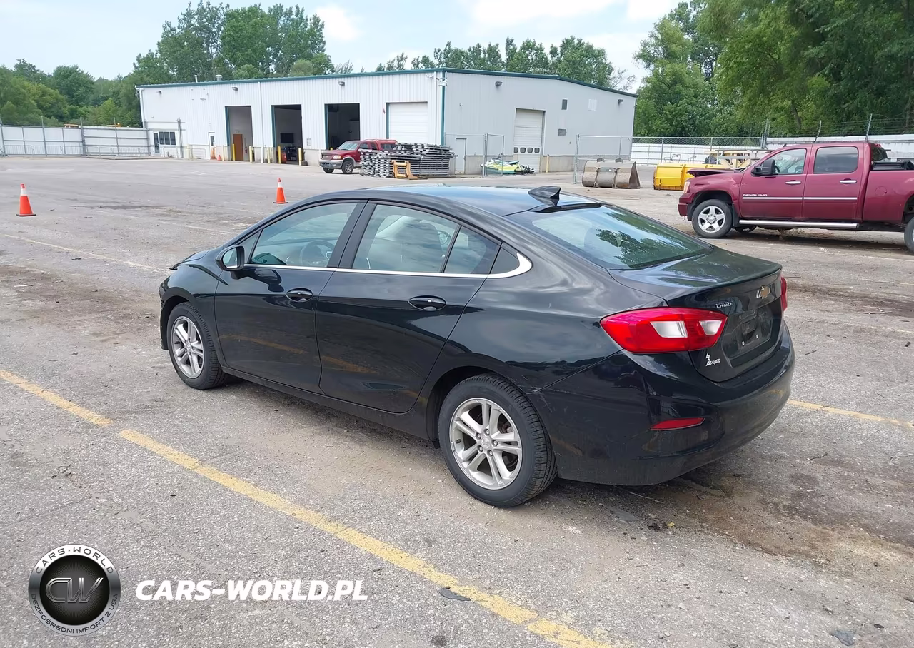 2017 Chevrolet Cruze Lt Auto VIN:1G1BE5SM0H7246307 - 3