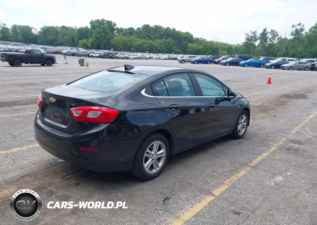 2017 Chevrolet Cruze Lt Auto VIN:1G1BE5SM0H7246307 - 4