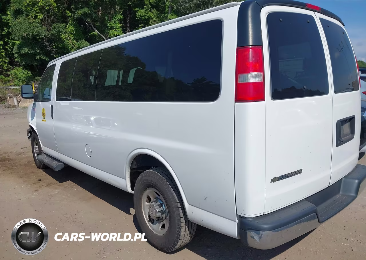 2019 Chevrolet Express 3500 Lt VIN:1GAZGPFG5K1273747 - 3