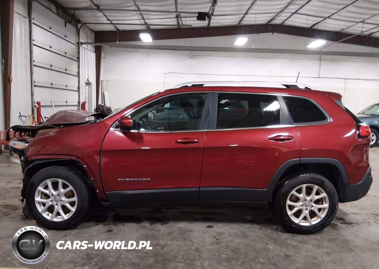 2016 Jeep Cherokee Latitude VIN:1C4PJMCS0GW367505 - 15