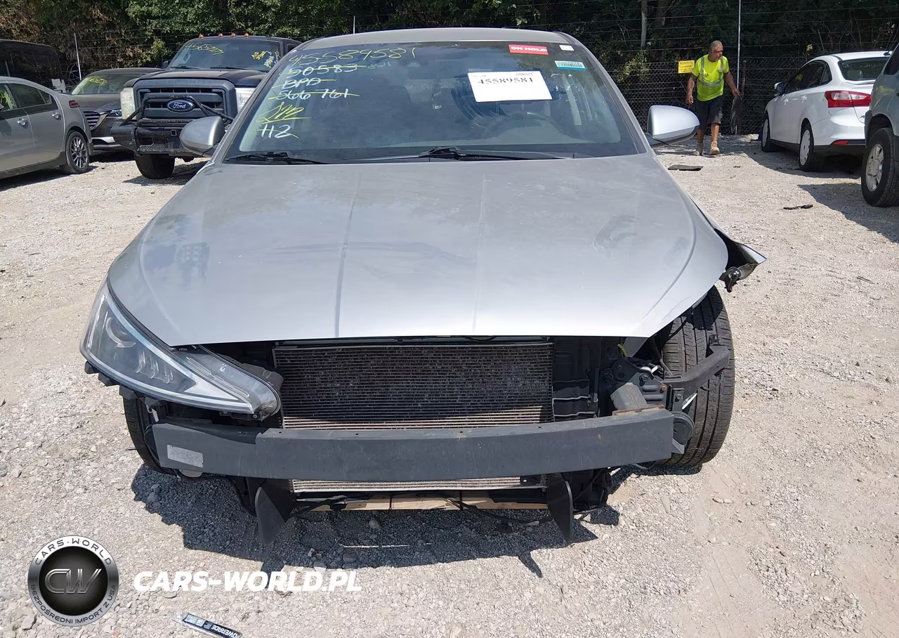 2020 Hyundai Elantra Sel VIN:5NPD84LF3LH566761 - 12