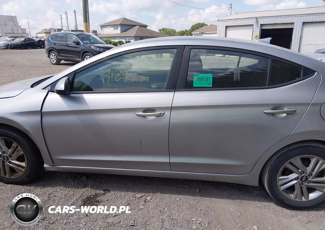 2020 Hyundai Elantra Sel VIN:5NPD84LF3LH566761 - 14