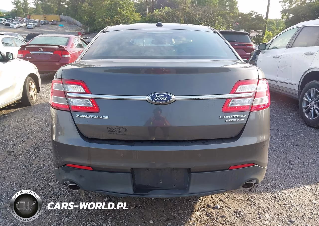 2017 Ford Taurus Limited VIN:1FAHP2F82HG104036 - 16