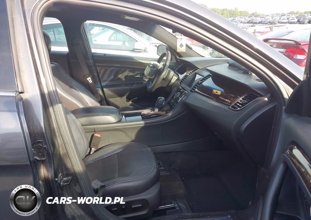 2017 Ford Taurus Limited VIN:1FAHP2F82HG104036 - 5