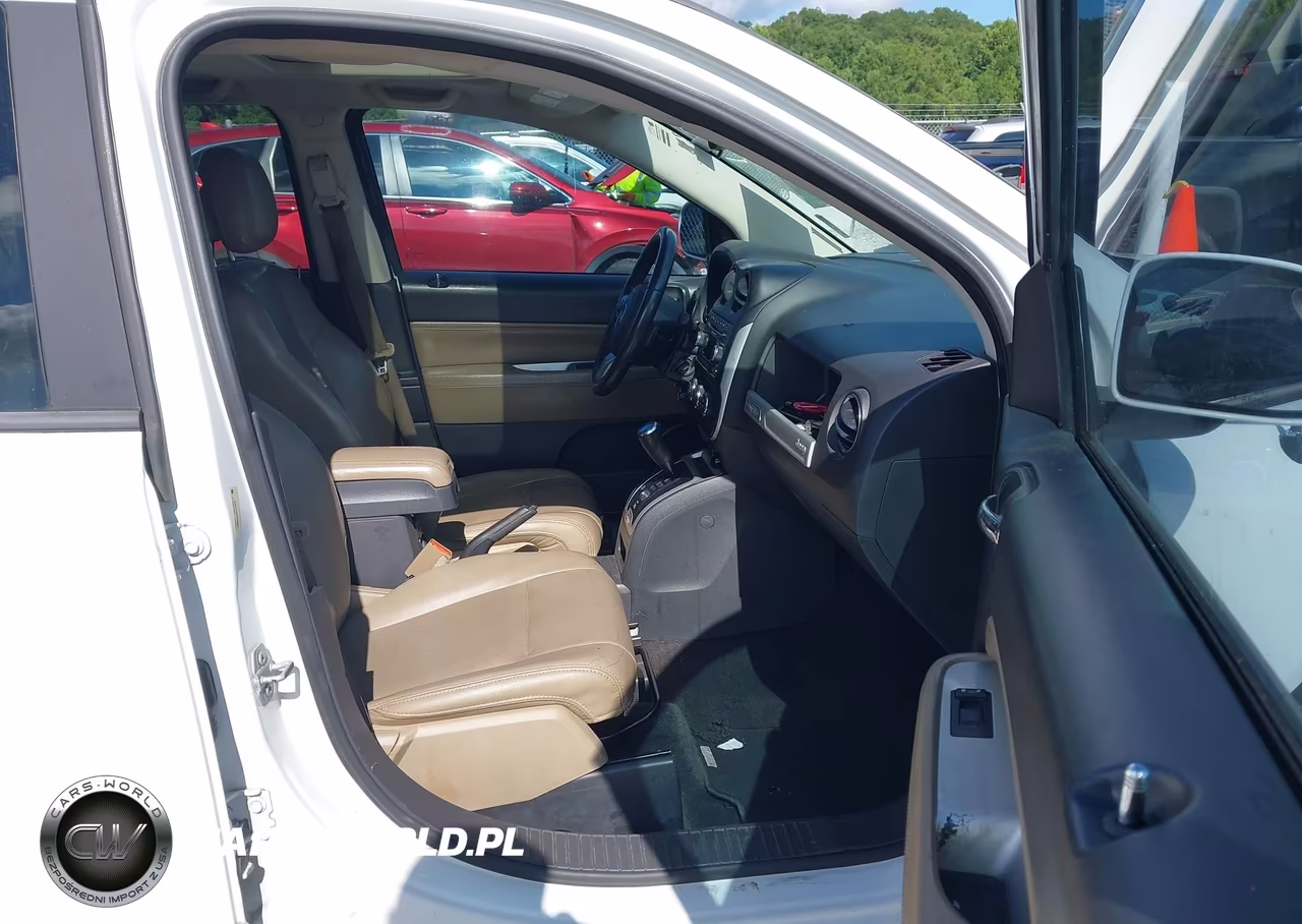 2015 Jeep Compass High Altitude Edition VIN:1C4NJCEA6FD209802 - 5