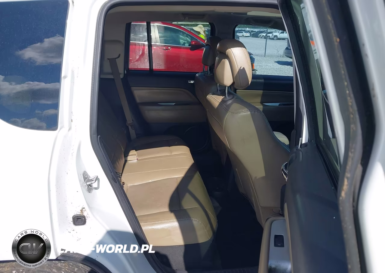 2015 Jeep Compass High Altitude Edition VIN:1C4NJCEA6FD209802 - 8