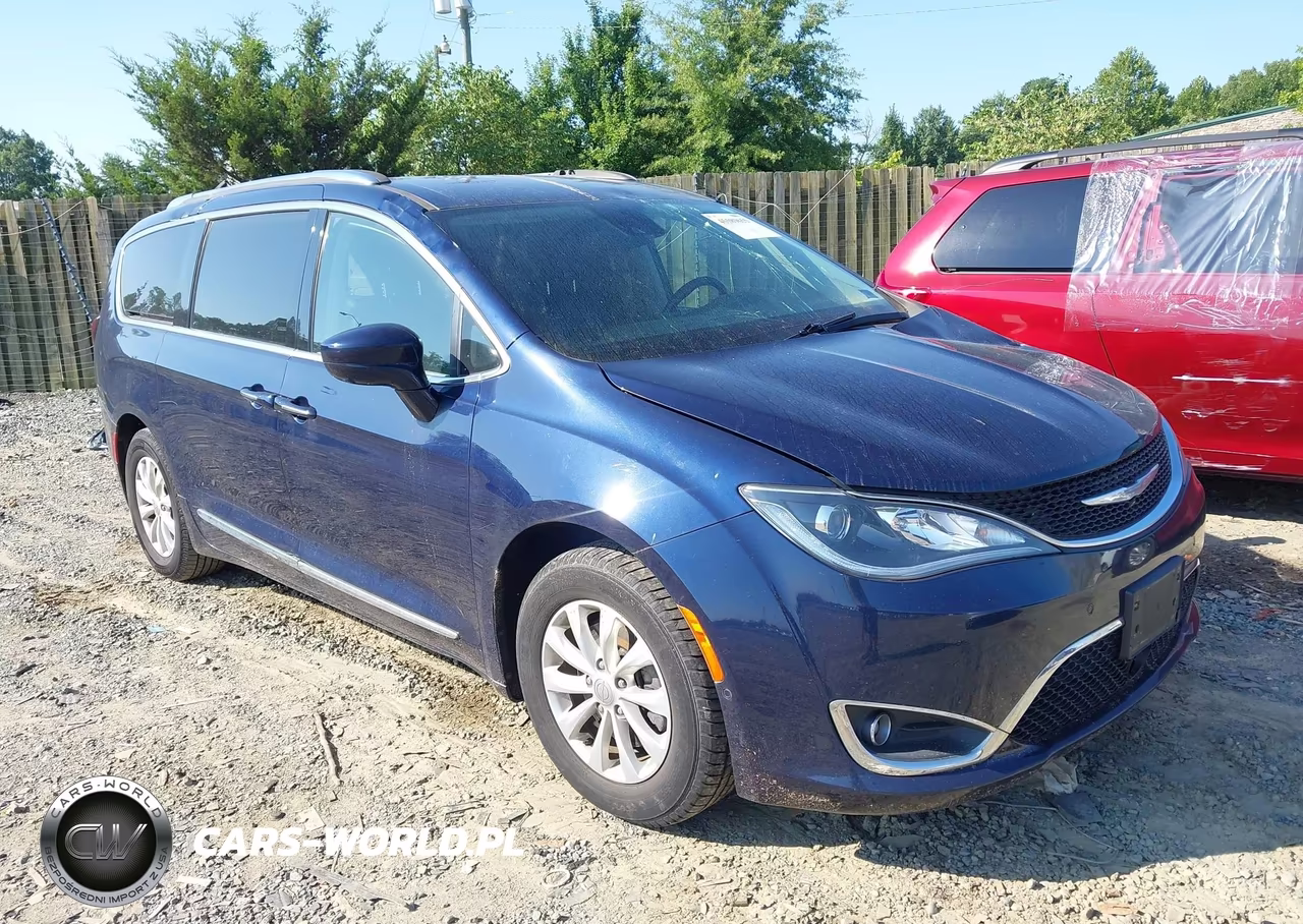2018 Chrysler Pacifica Touring L