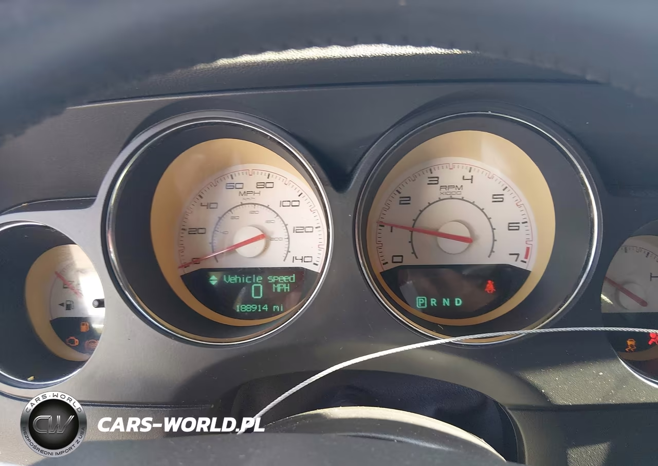 2014 Dodge Challenger Rallye Redline VIN:2C3CDYAG5EH201945 - 7