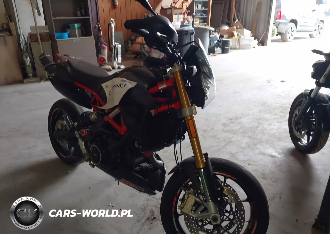 2020 Aprilia Dorsoduro – zdjęcie 1 z 13