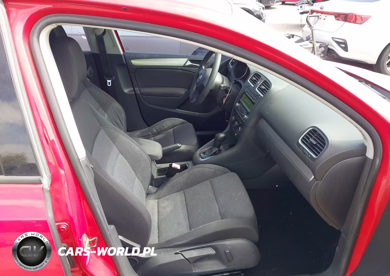2012 Volkswagen Golf 2.5L 4-Door VIN:WVWDB7AJ3CW282602 - 5