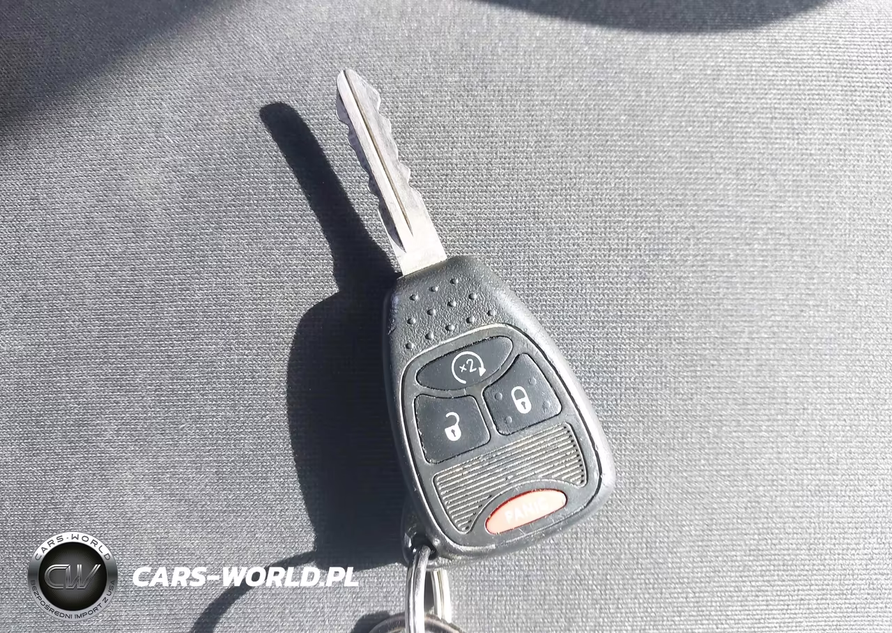 2012 Jeep Patriot Latitude VIN:1C4NJRFB4CD685102 - 11