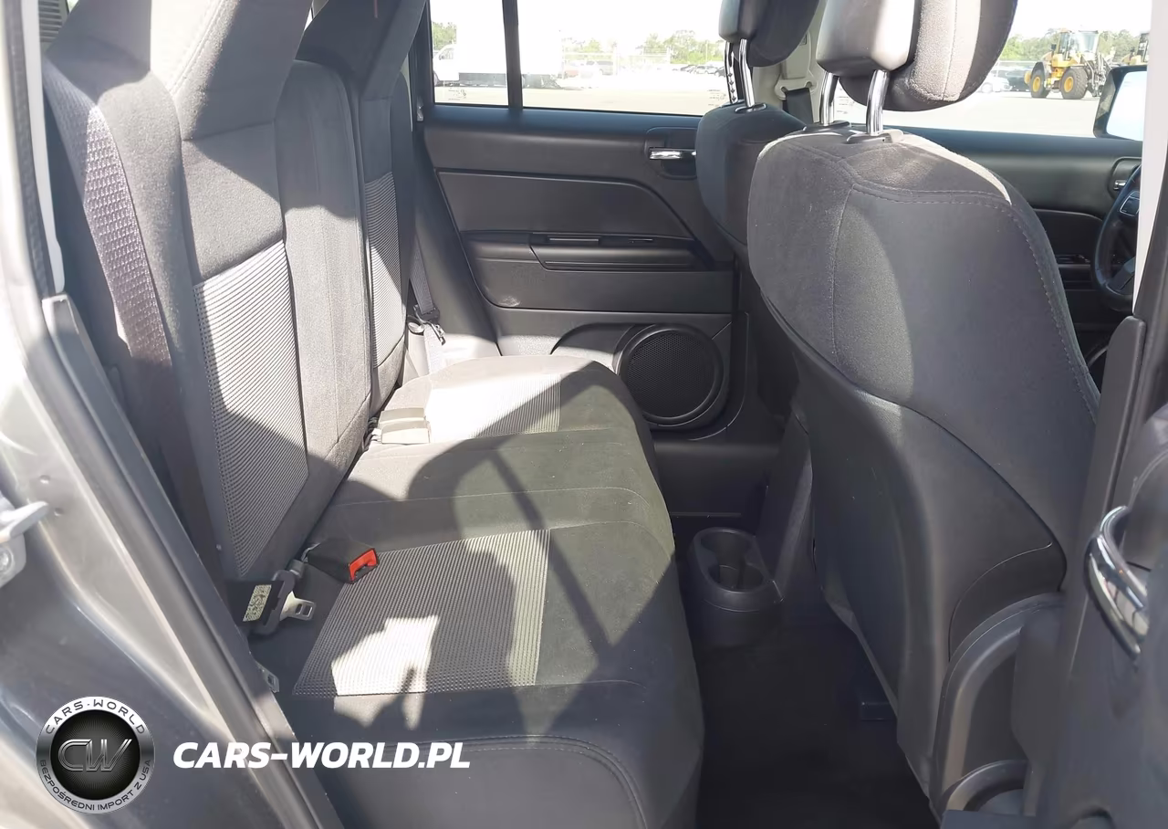 2012 Jeep Patriot Latitude VIN:1C4NJRFB4CD685102 - 8