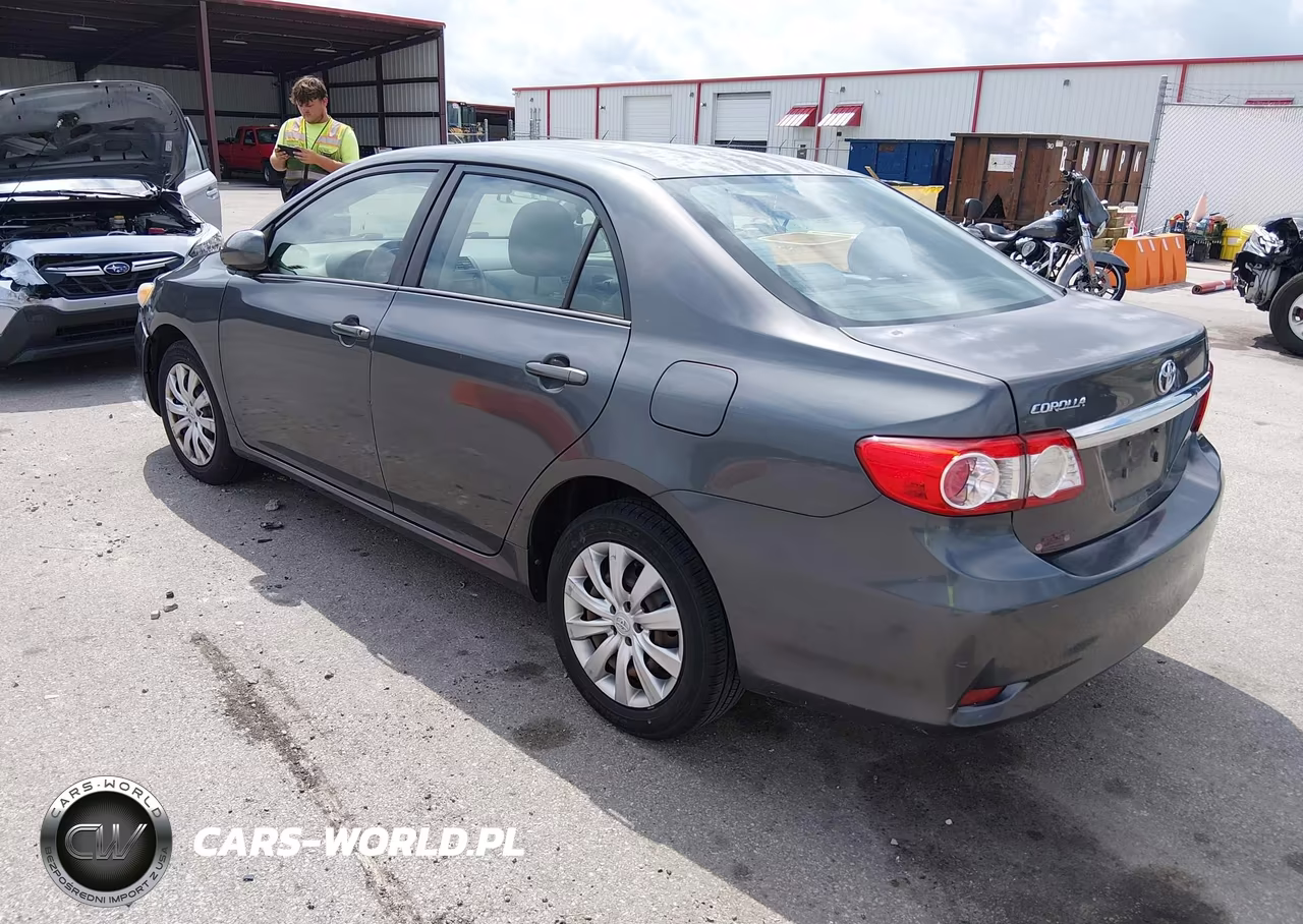 2012 Toyota Corolla Le VIN:2T1BU4EE8CC781157 - 3