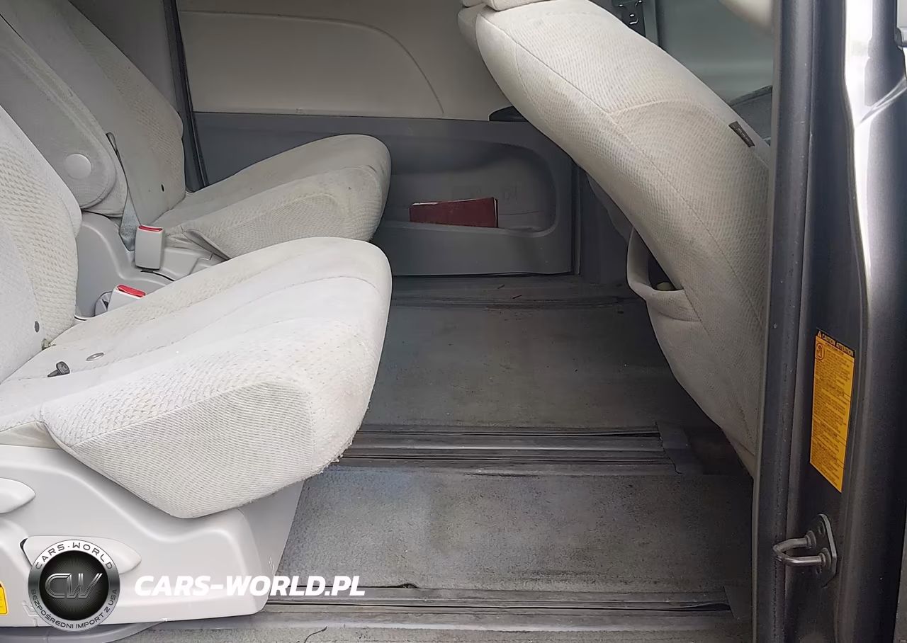 2012 Toyota Sienna Le V6 8 Passenger VIN:5TDKK3DC7CS197257 - 8