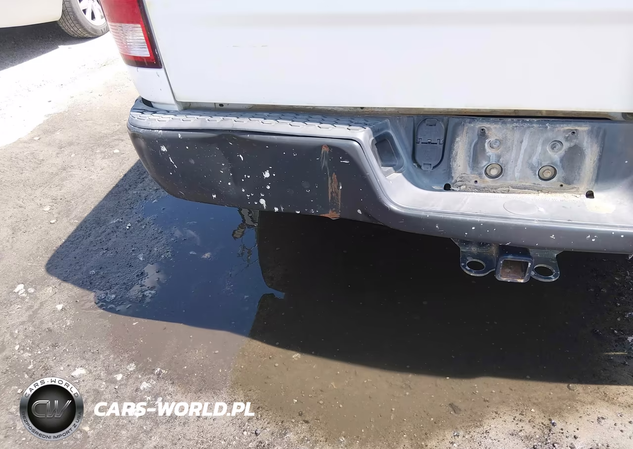 2021 Ram 1500 Classic VIN:3C6JR7AG2MG635275 - 15
