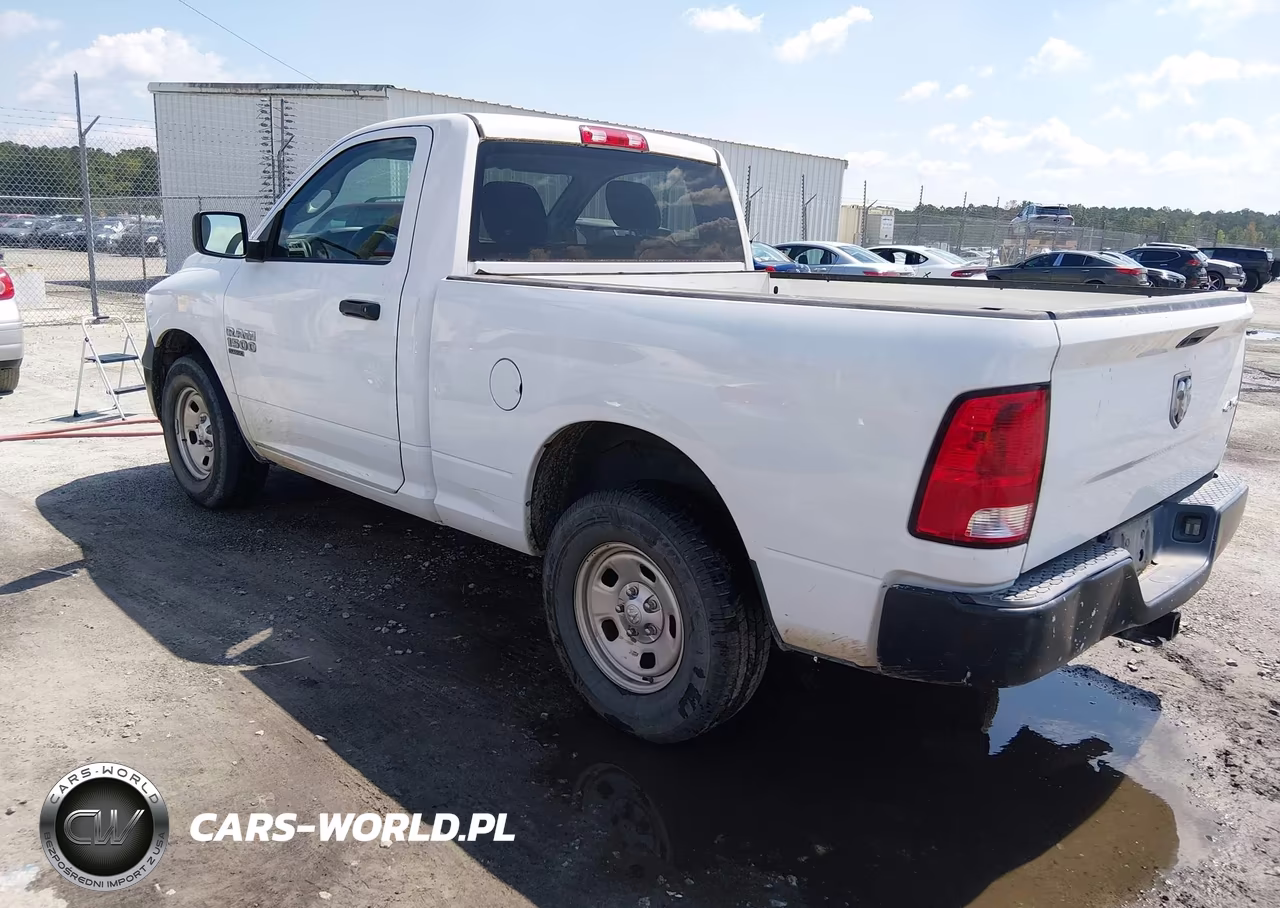 2021 Ram 1500 Classic VIN:3C6JR7AG2MG635275 - 3