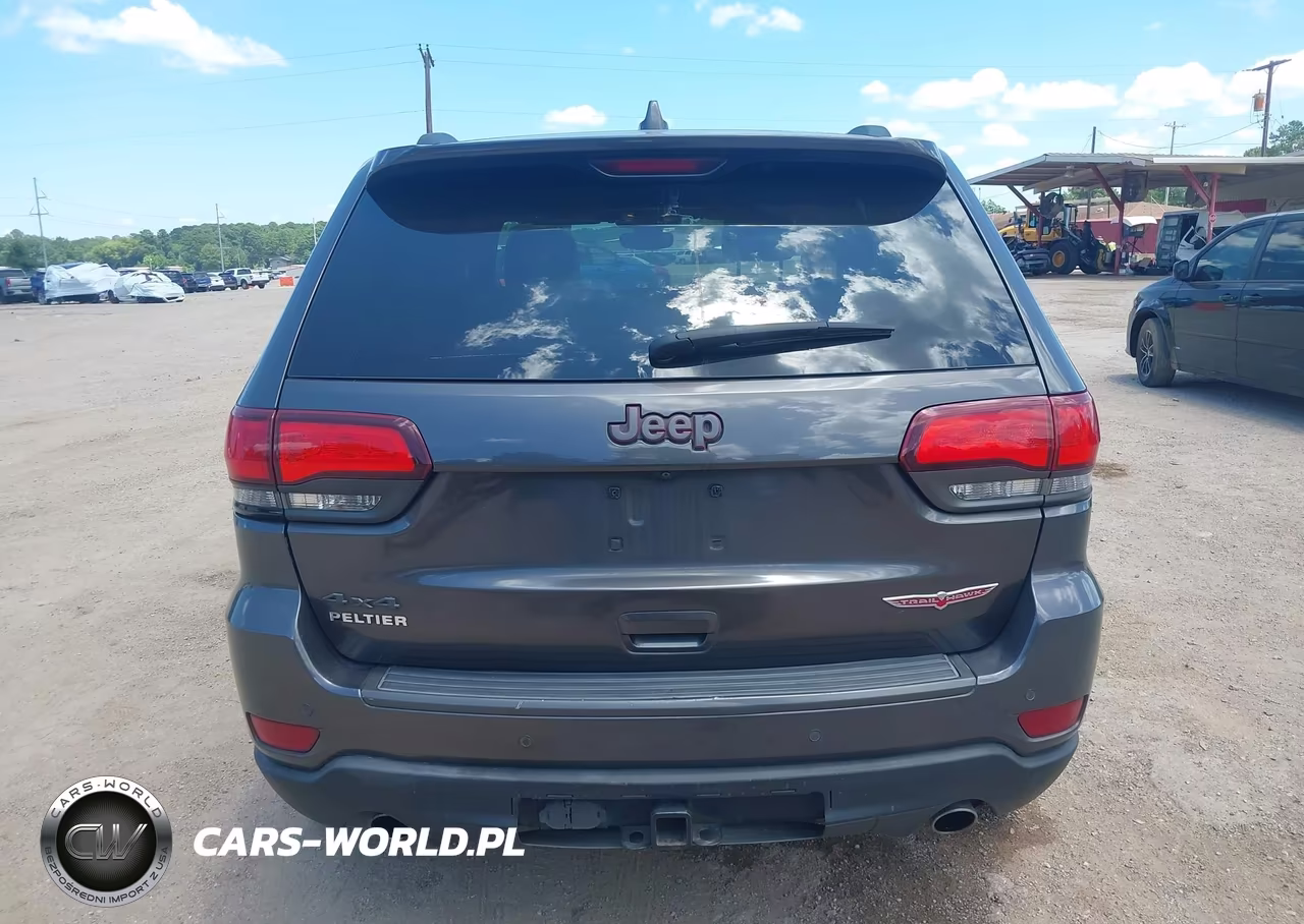 2017 Jeep Grand Cherokee Trailhawk VIN:1C4RJFLG9HC840787 - 17