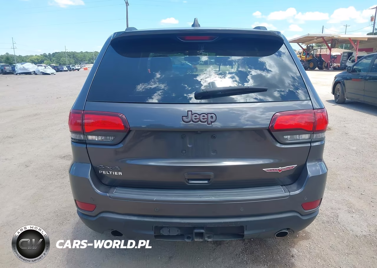 2017 Jeep Grand Cherokee Trailhawk VIN:1C4RJFLG9HC840787 - 19