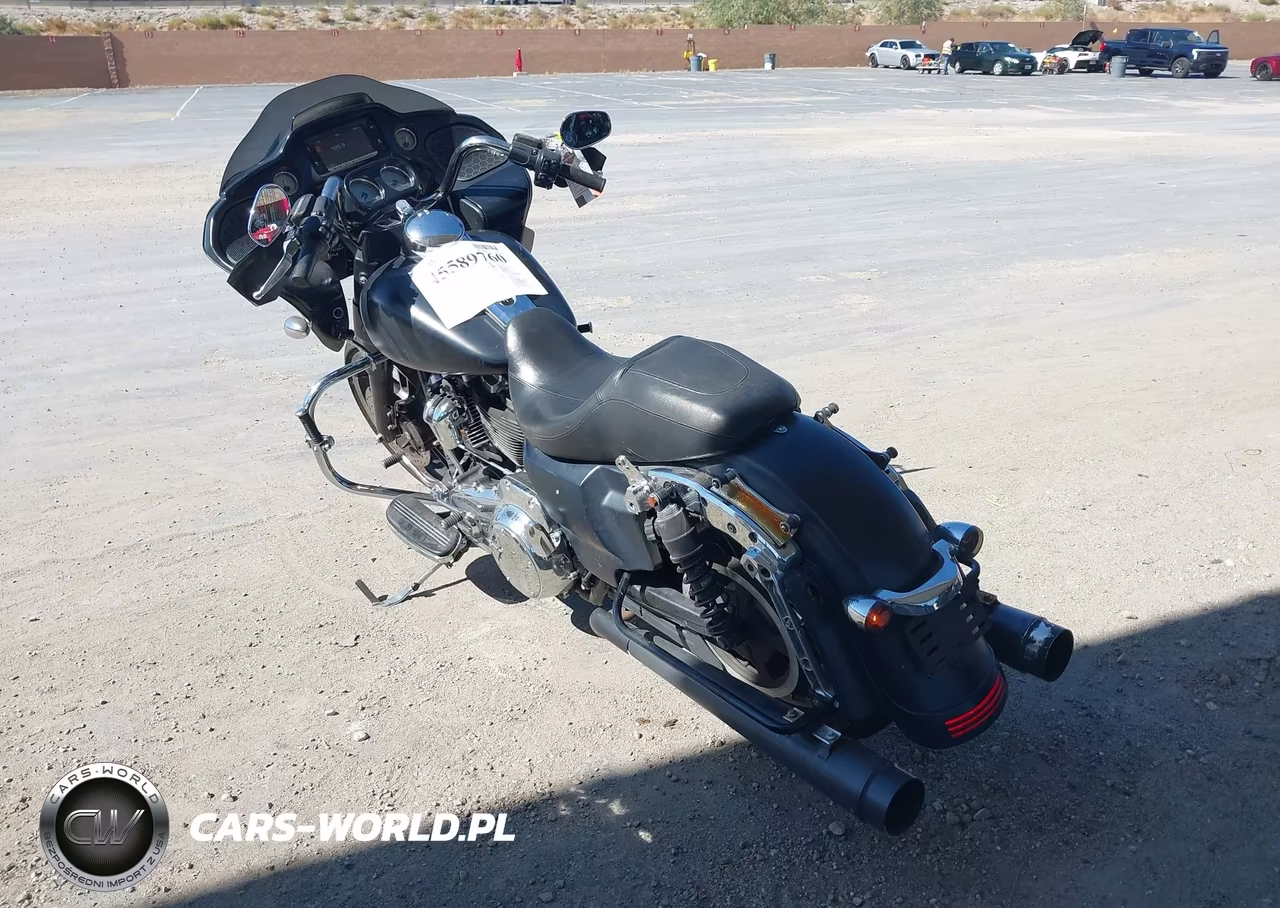 2018 Harley-Davidson Fltrx Road Glide VIN:1HD1KHC19JB661855 - 3
