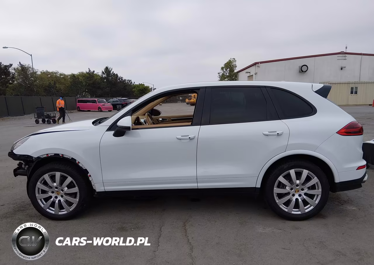 2017 Porsche Cayenne Platinum Edition VIN:WP1AA2A23HKA81071 - 15