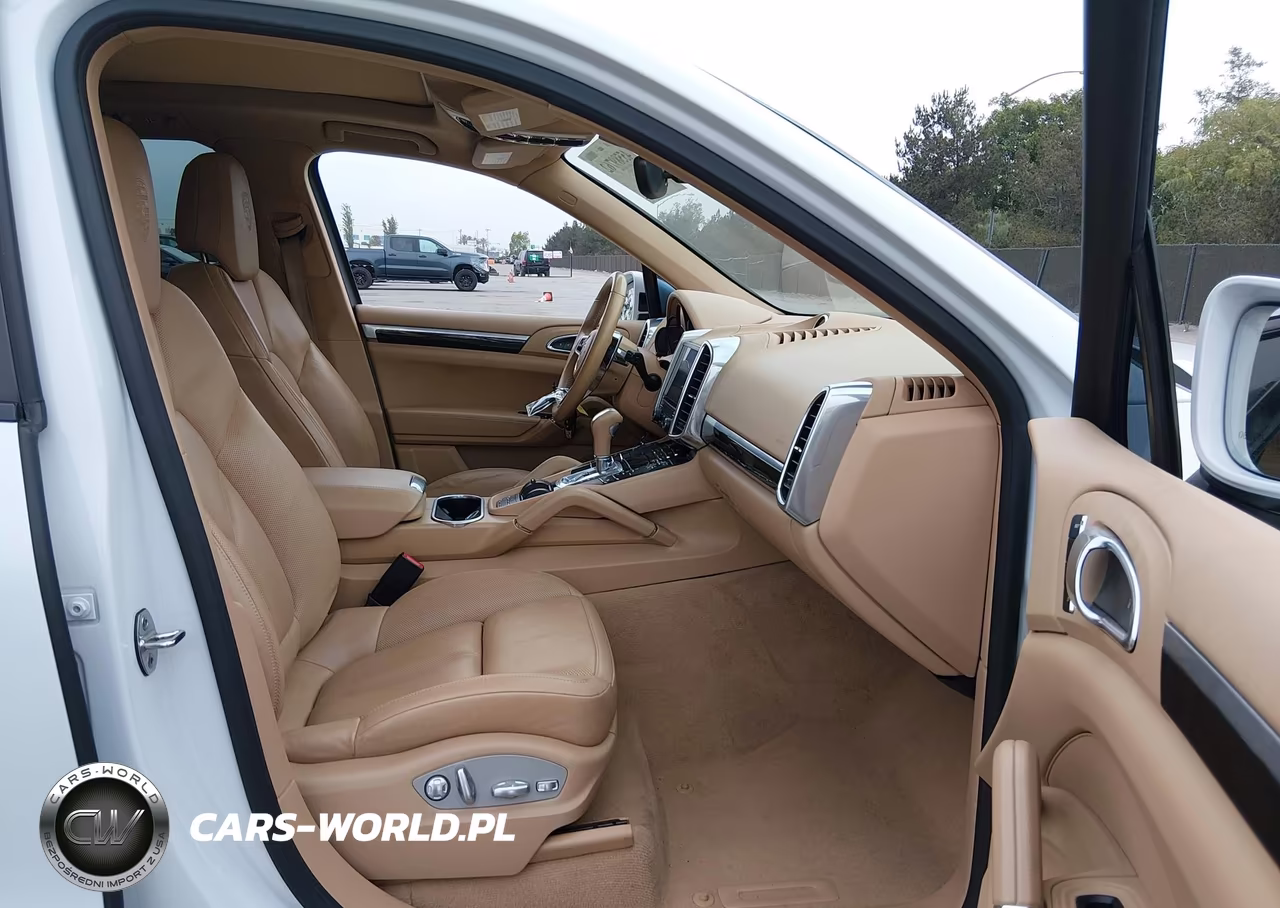 2017 Porsche Cayenne Platinum Edition VIN:WP1AA2A23HKA81071 - 5